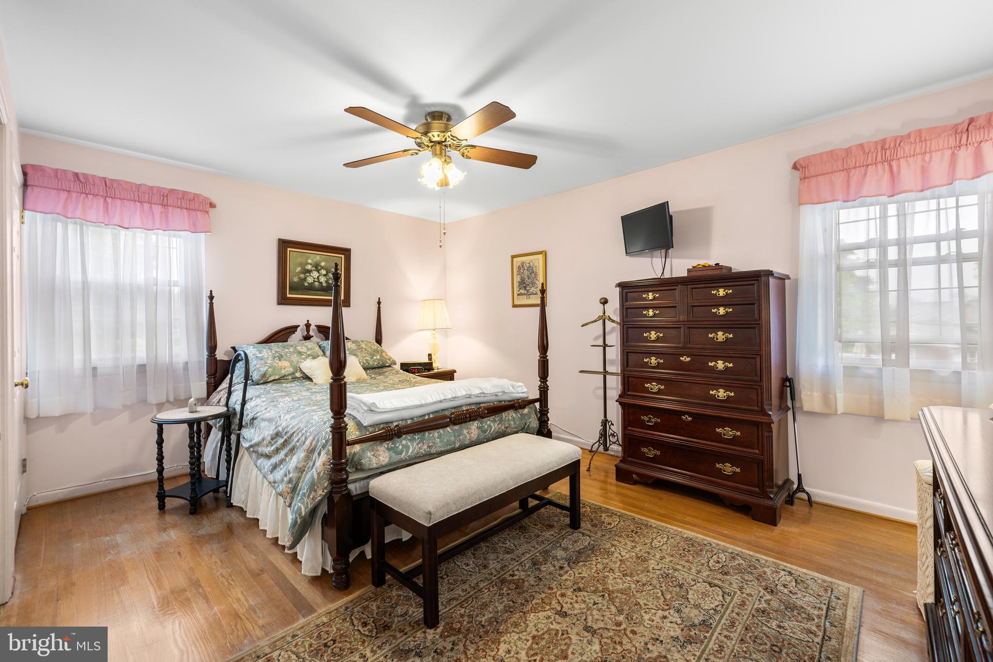 MEADOWLAND - Residential