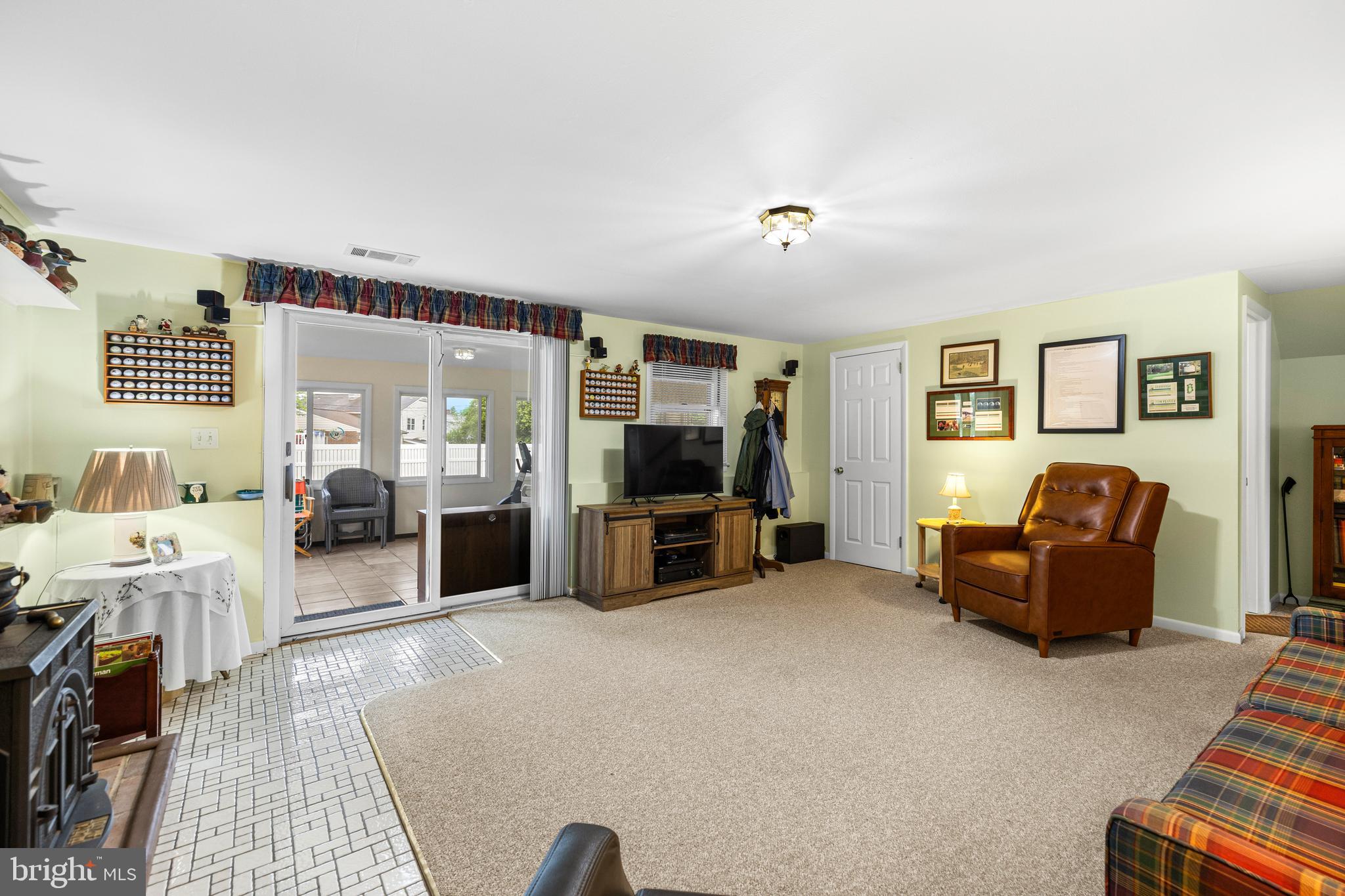 MEADOWLAND - Residential