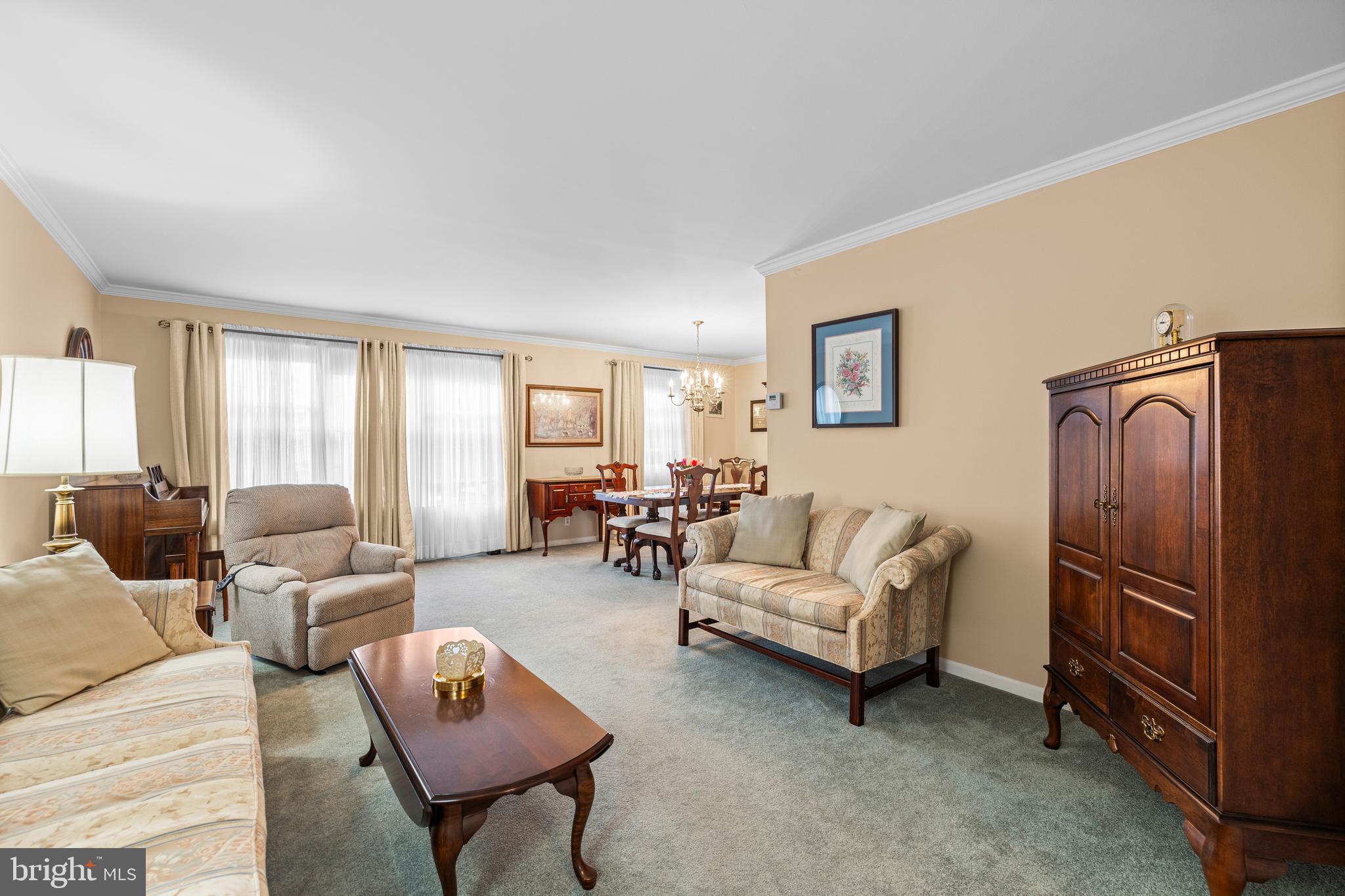 MEADOWLAND - Residential