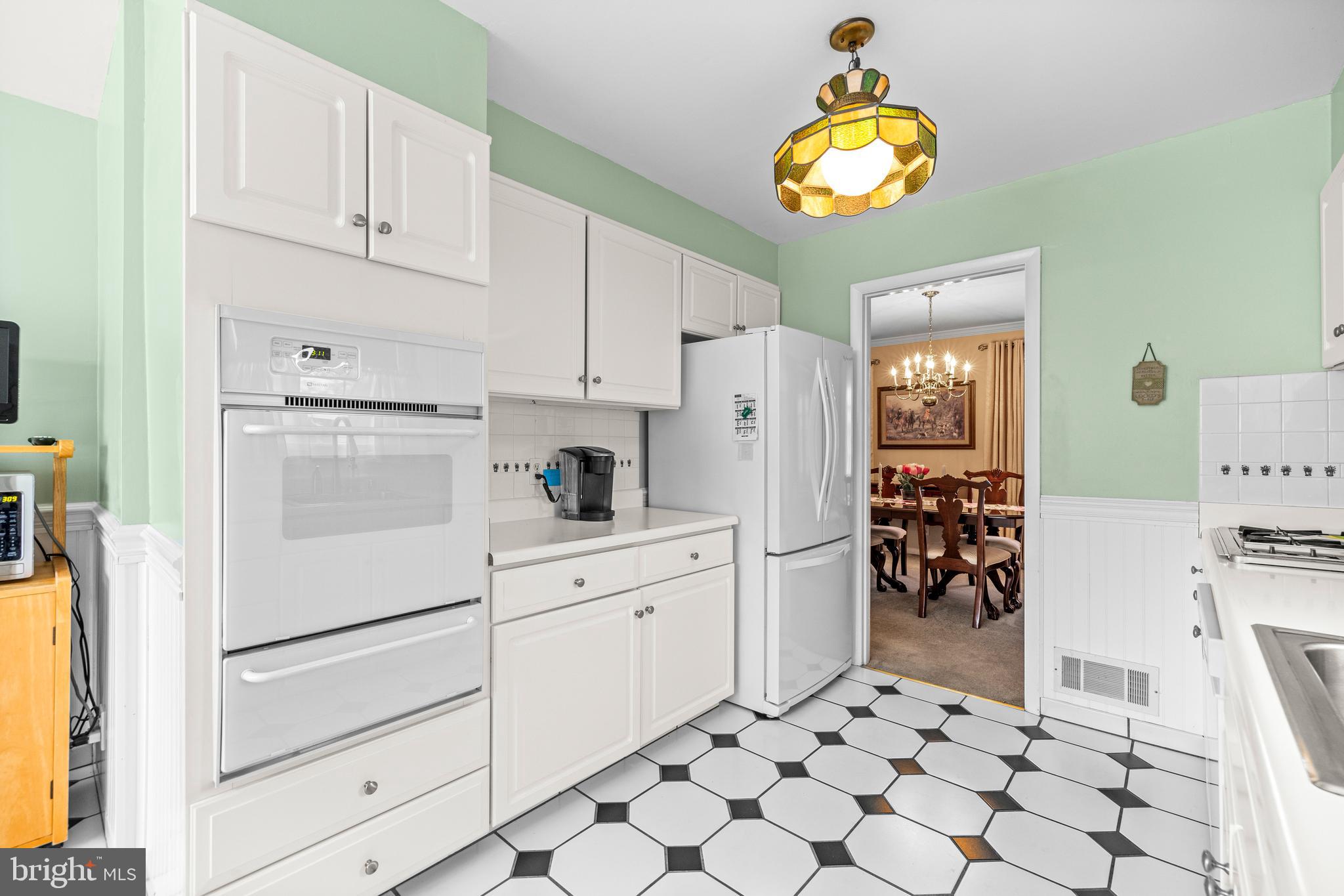 MEADOWLAND - Residential