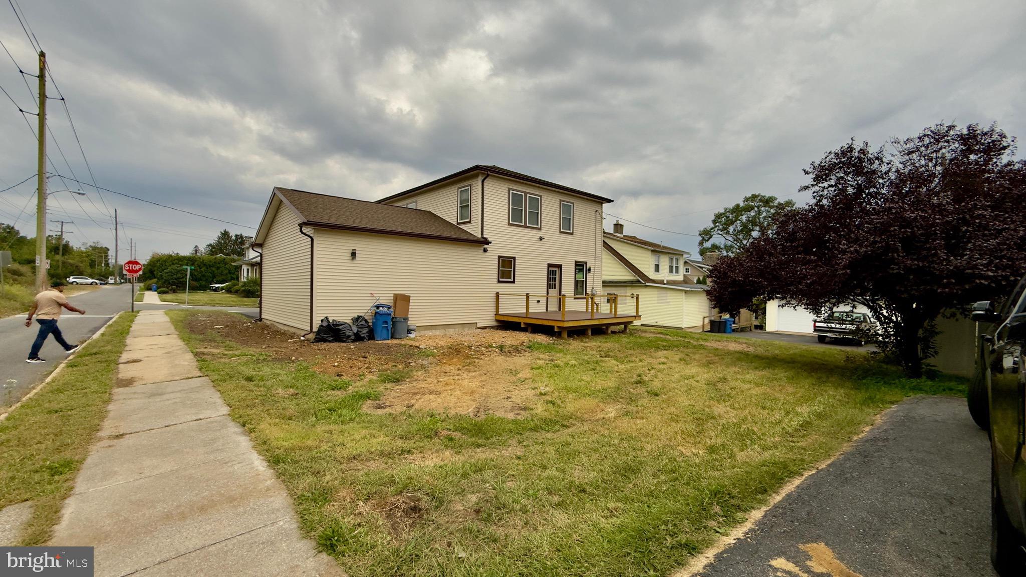 MUHLENBERG PARK - Residential