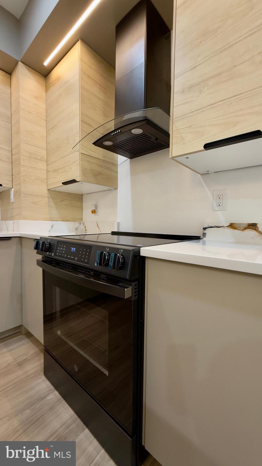 MUHLENBERG PARK - Residential