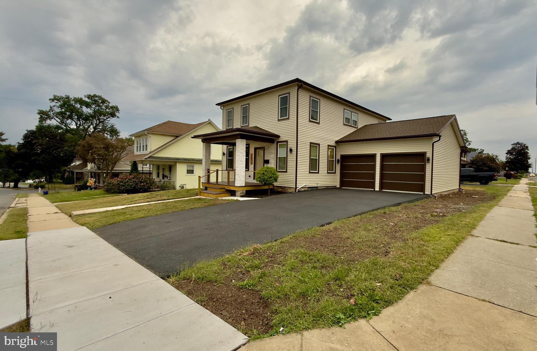 MUHLENBERG PARK - Residential