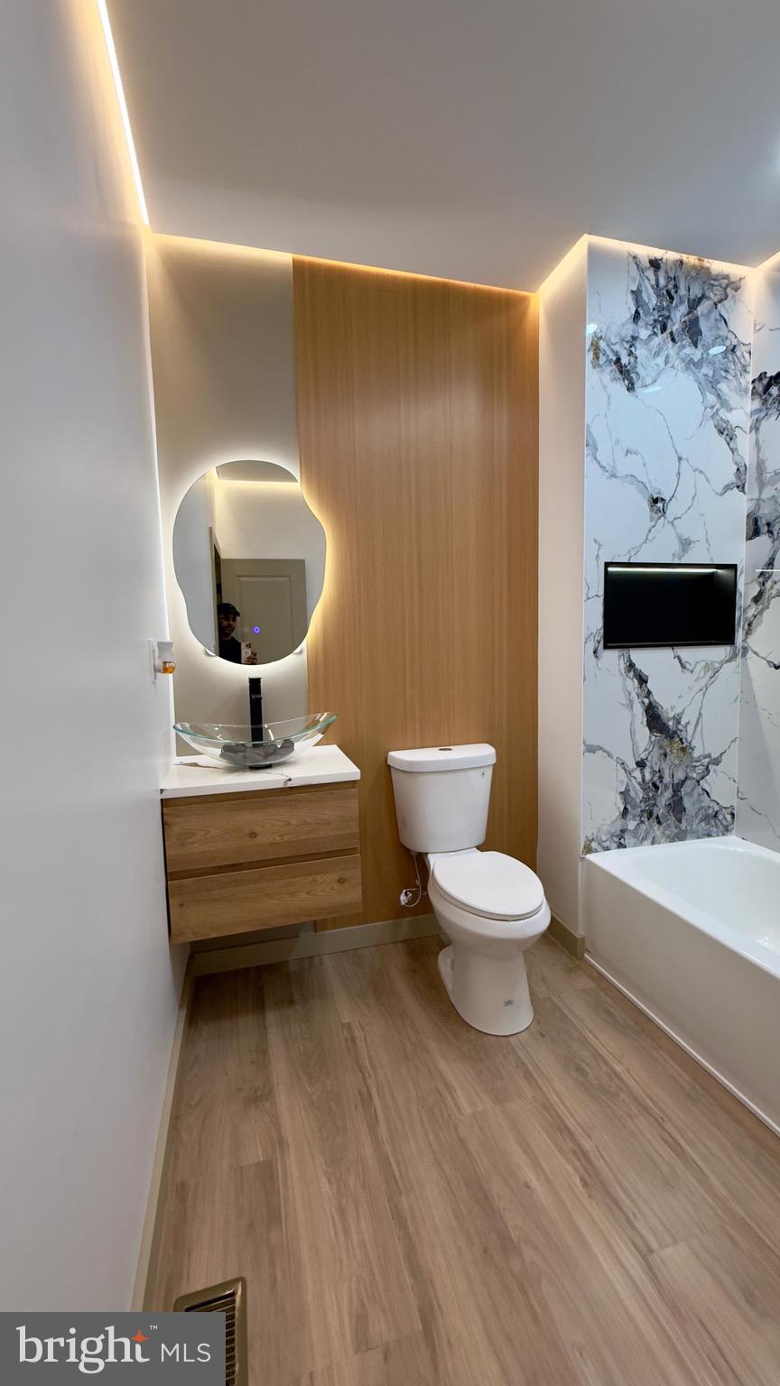 MUHLENBERG PARK - Residential