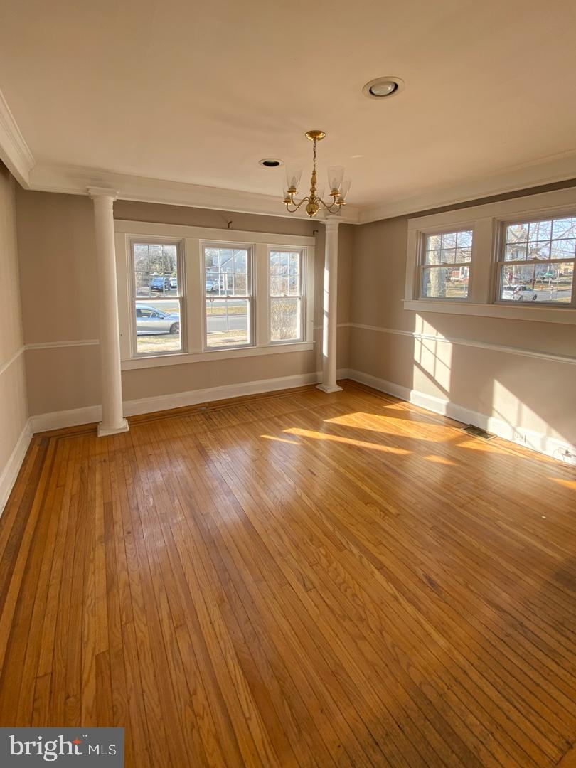 TOWSON - Residential