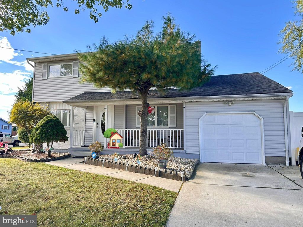 Photo of 23 Dan Rd, HAMILTON, NJ 08620 (MLS # NJME2067386)