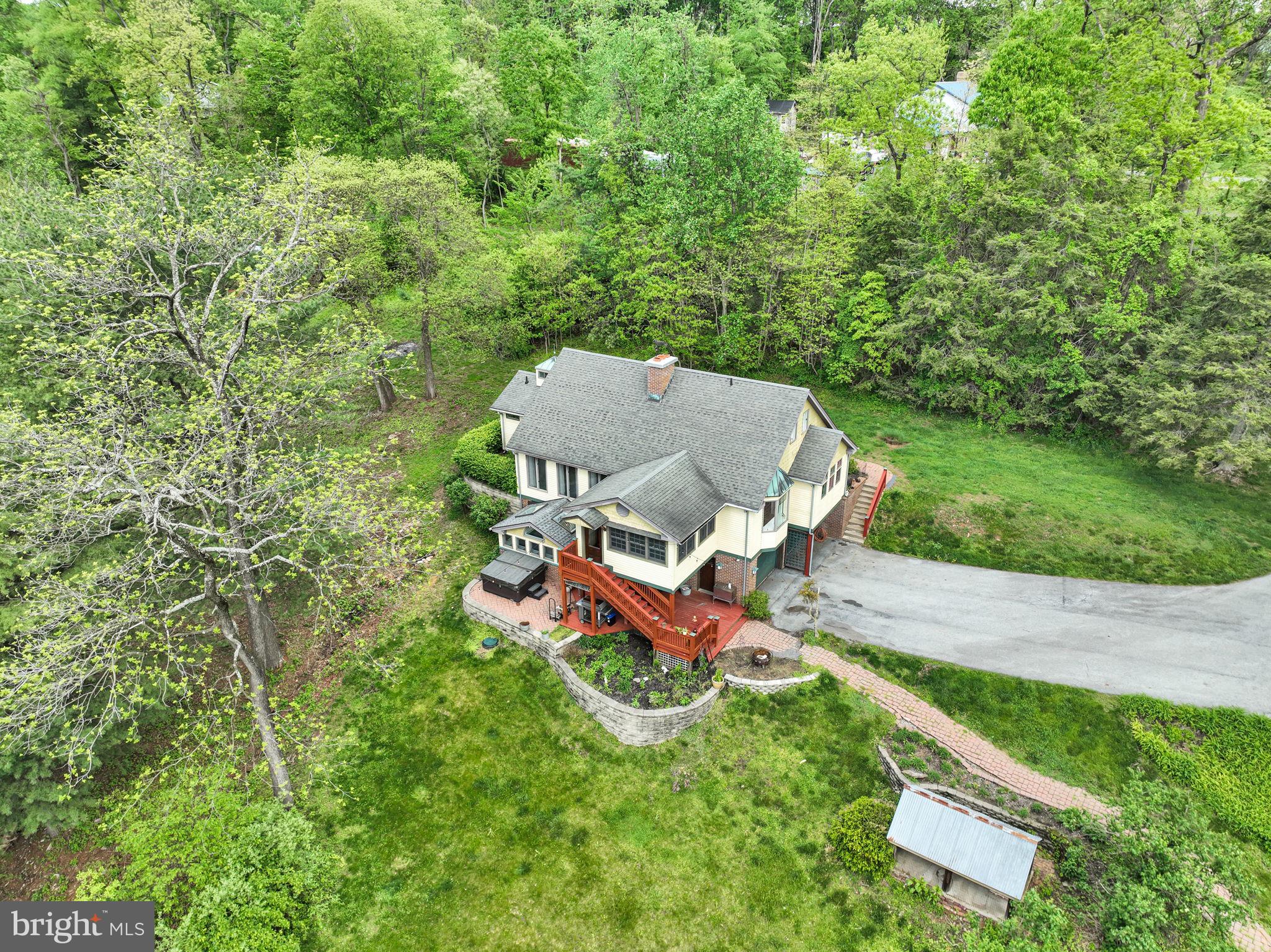 1224 CHARCOAL ROAD