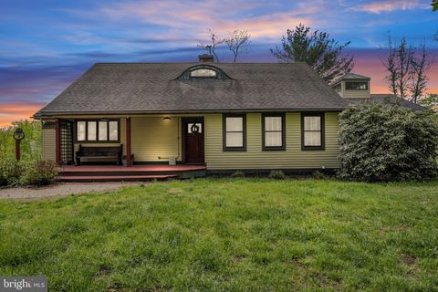 1224 CHARCOAL ROAD HARRISBURG PA 17112