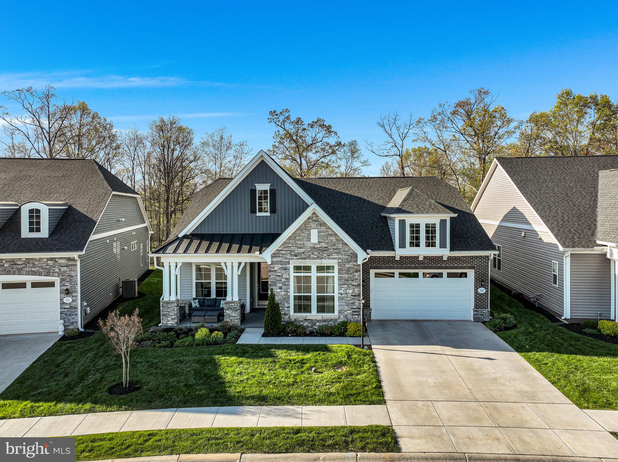 215 RUSTIC WOOD DRIVE