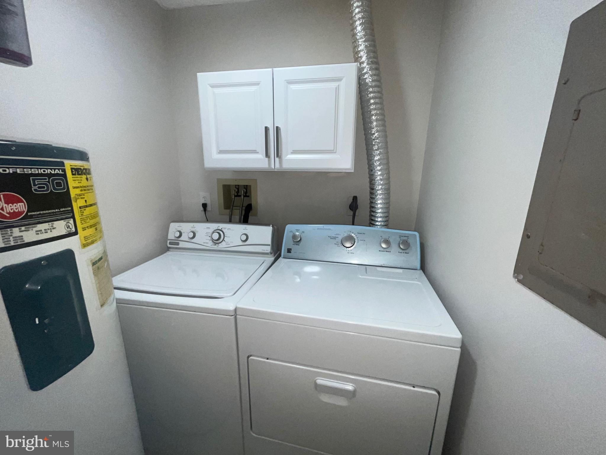 BRENTWOOD CONDO - Residential