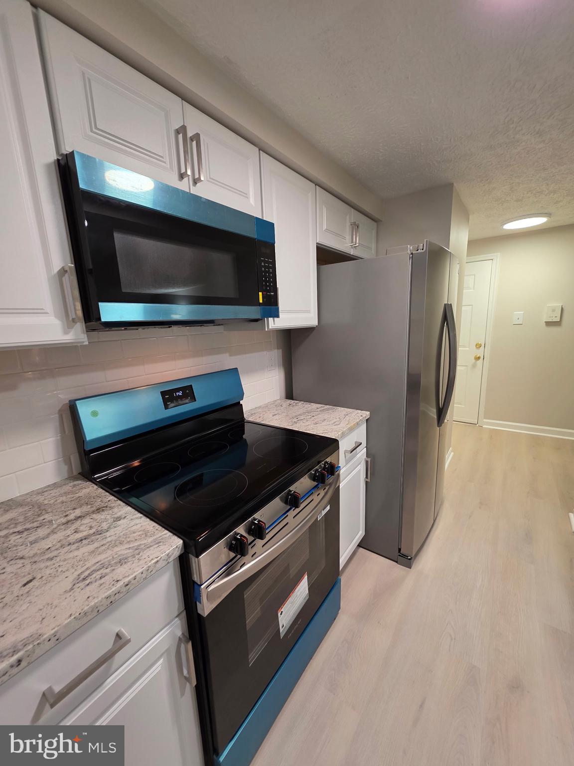 BRENTWOOD CONDO - Residential