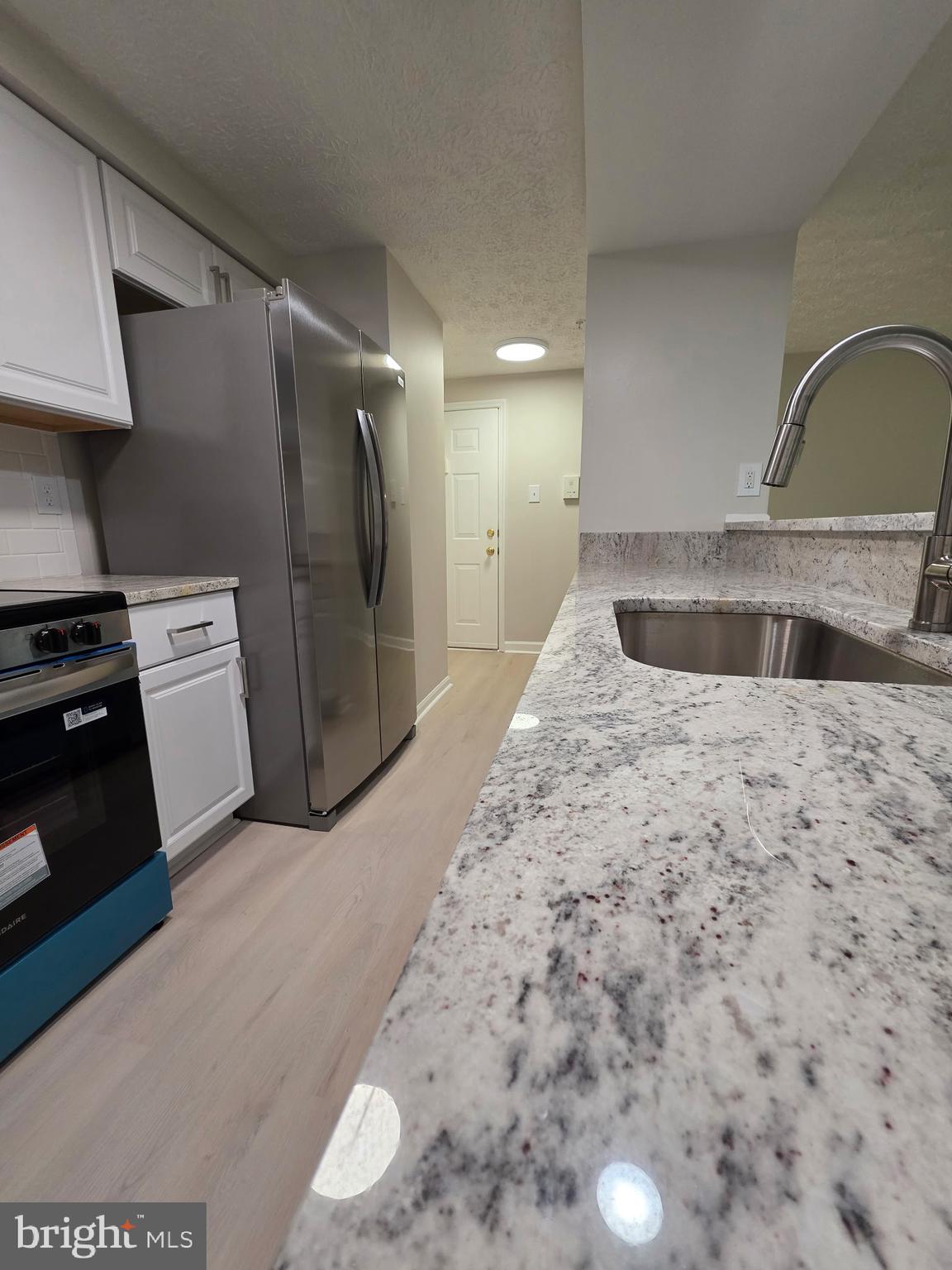 BRENTWOOD CONDO - Residential