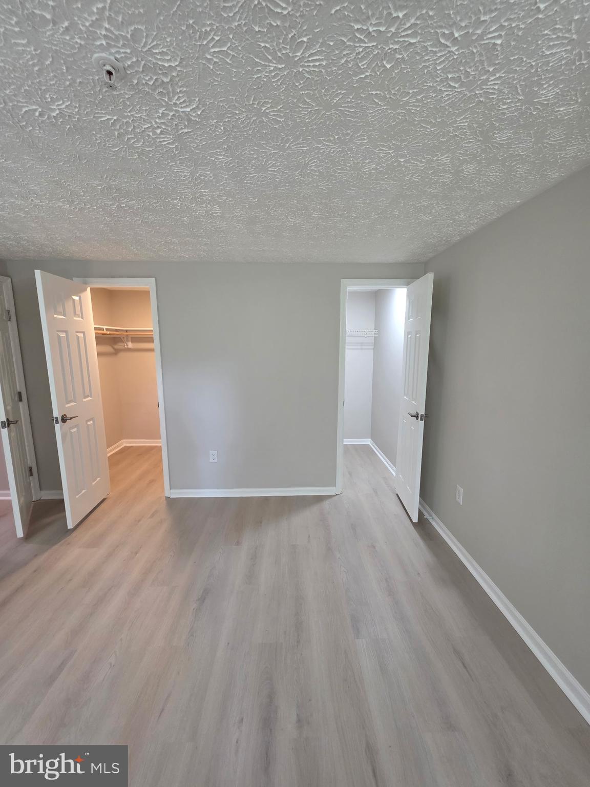 BRENTWOOD CONDO - Residential