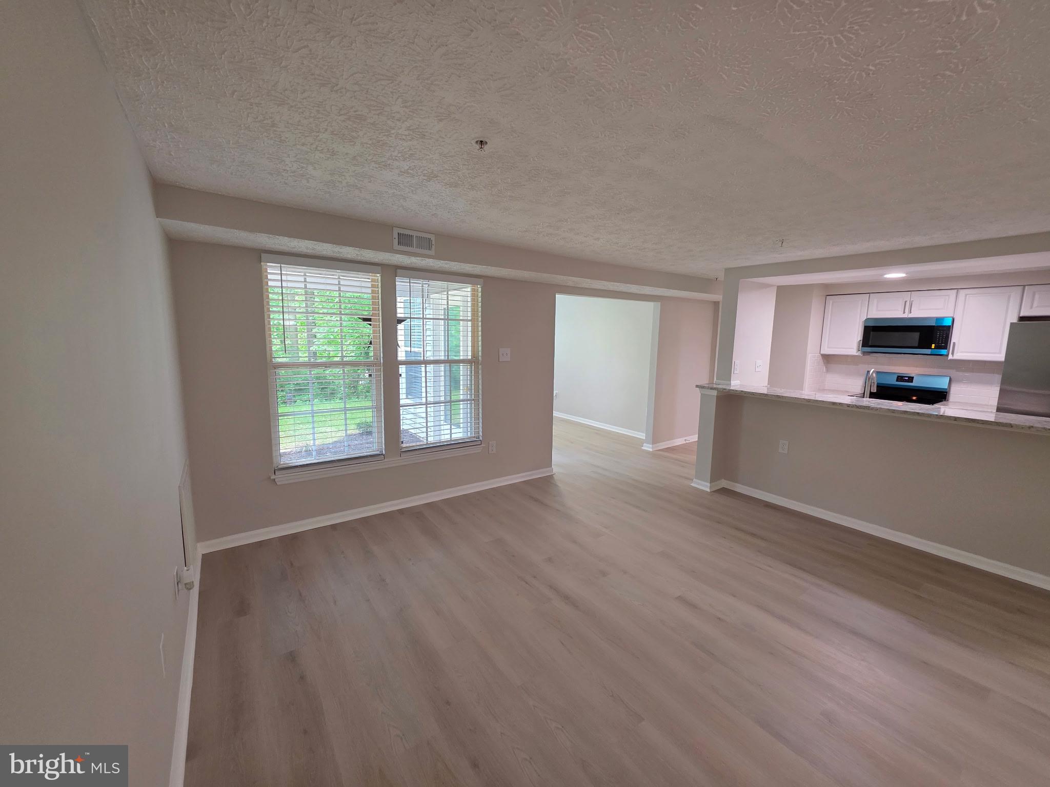 BRENTWOOD CONDO - Residential