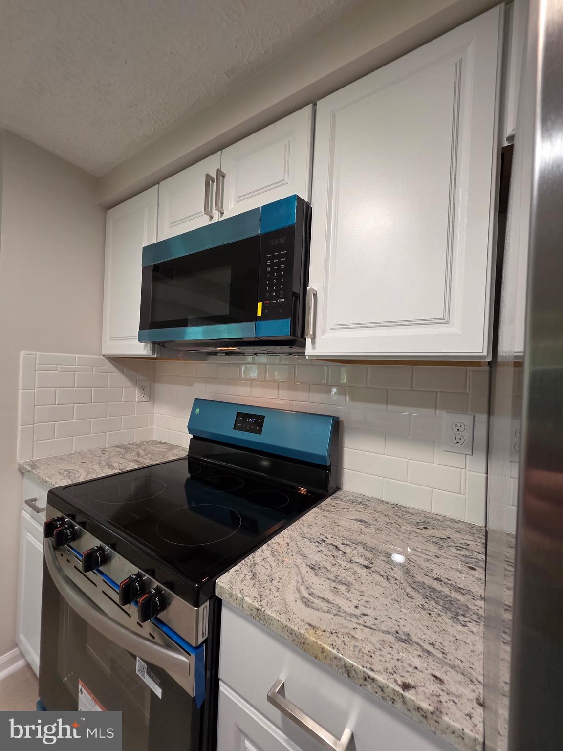 BRENTWOOD CONDO - Residential