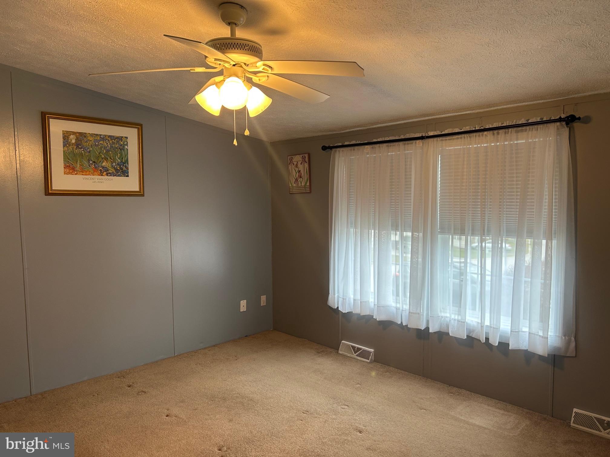 EAGLE VIEW - Residential