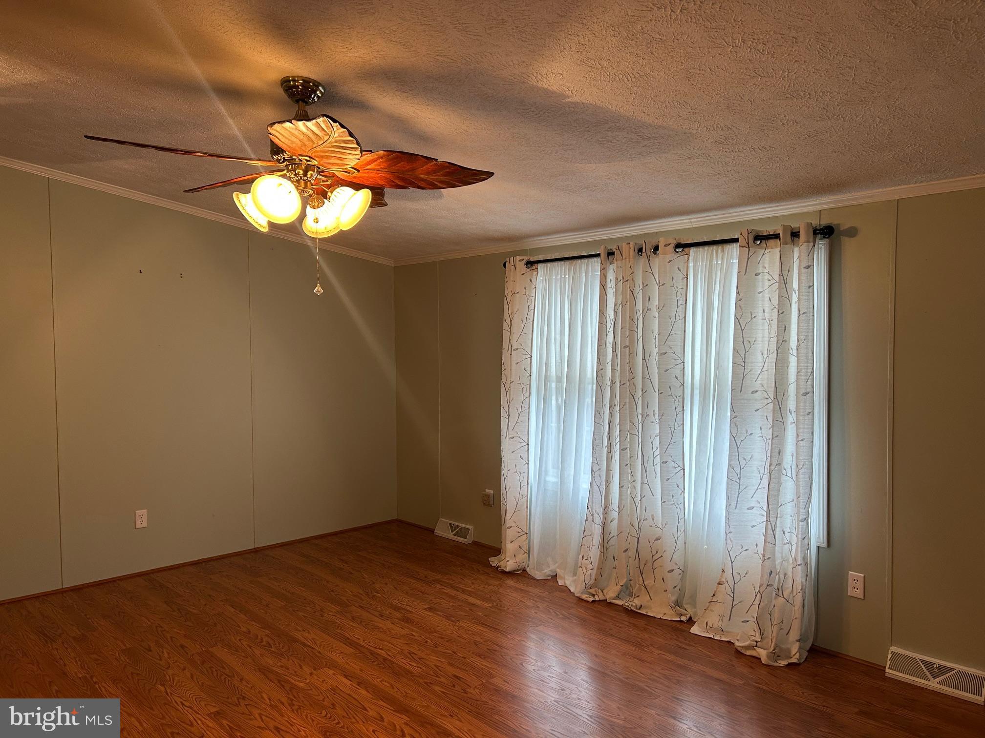 EAGLE VIEW - Residential