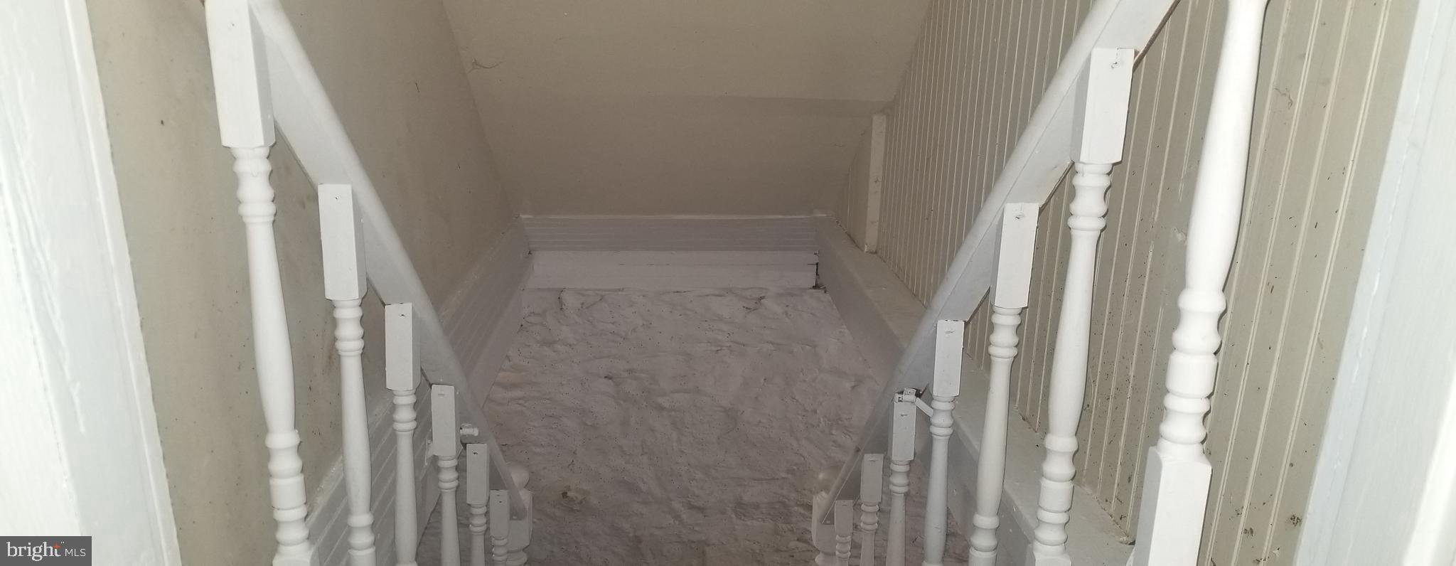 HAMILTON HILLS - Residential