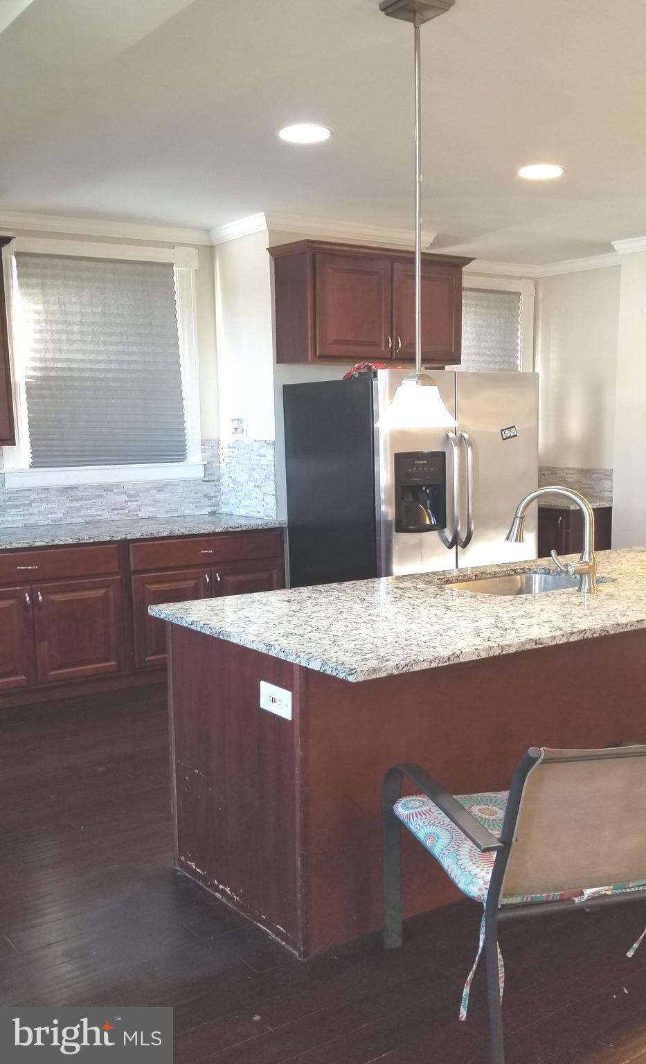 HAMILTON HILLS - Residential