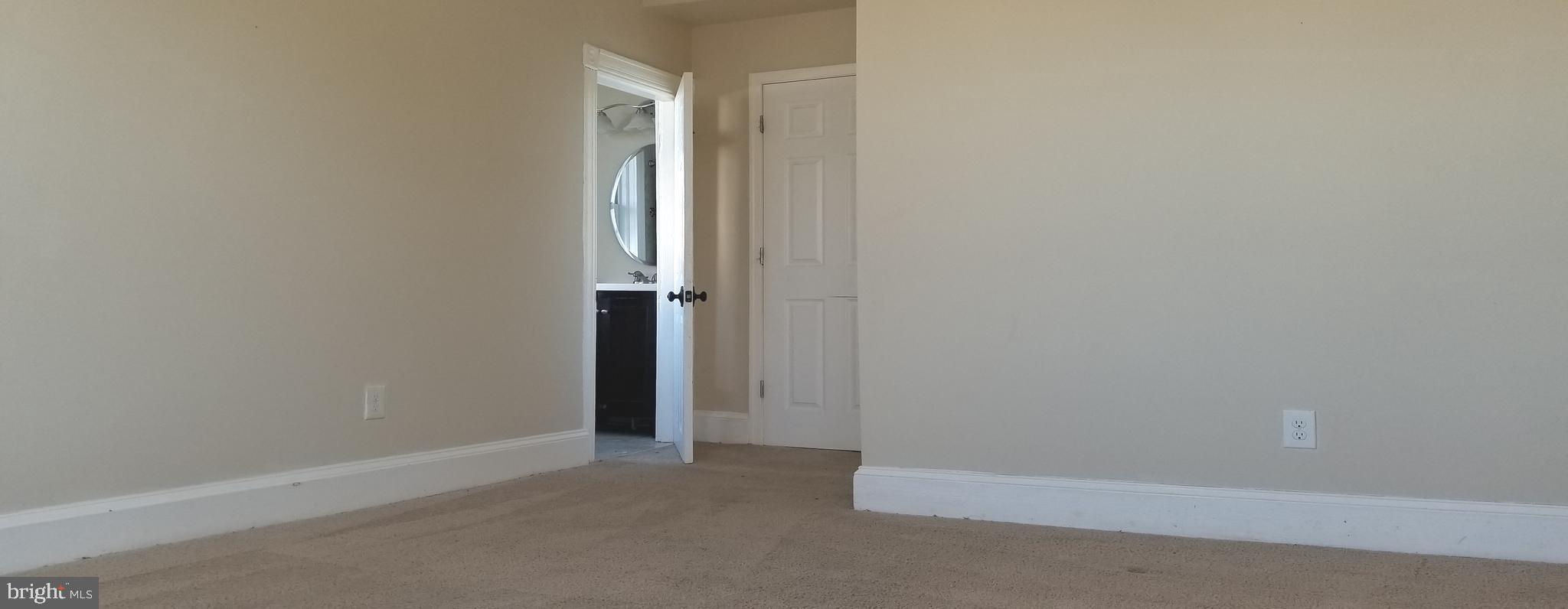 HAMILTON HILLS - Residential