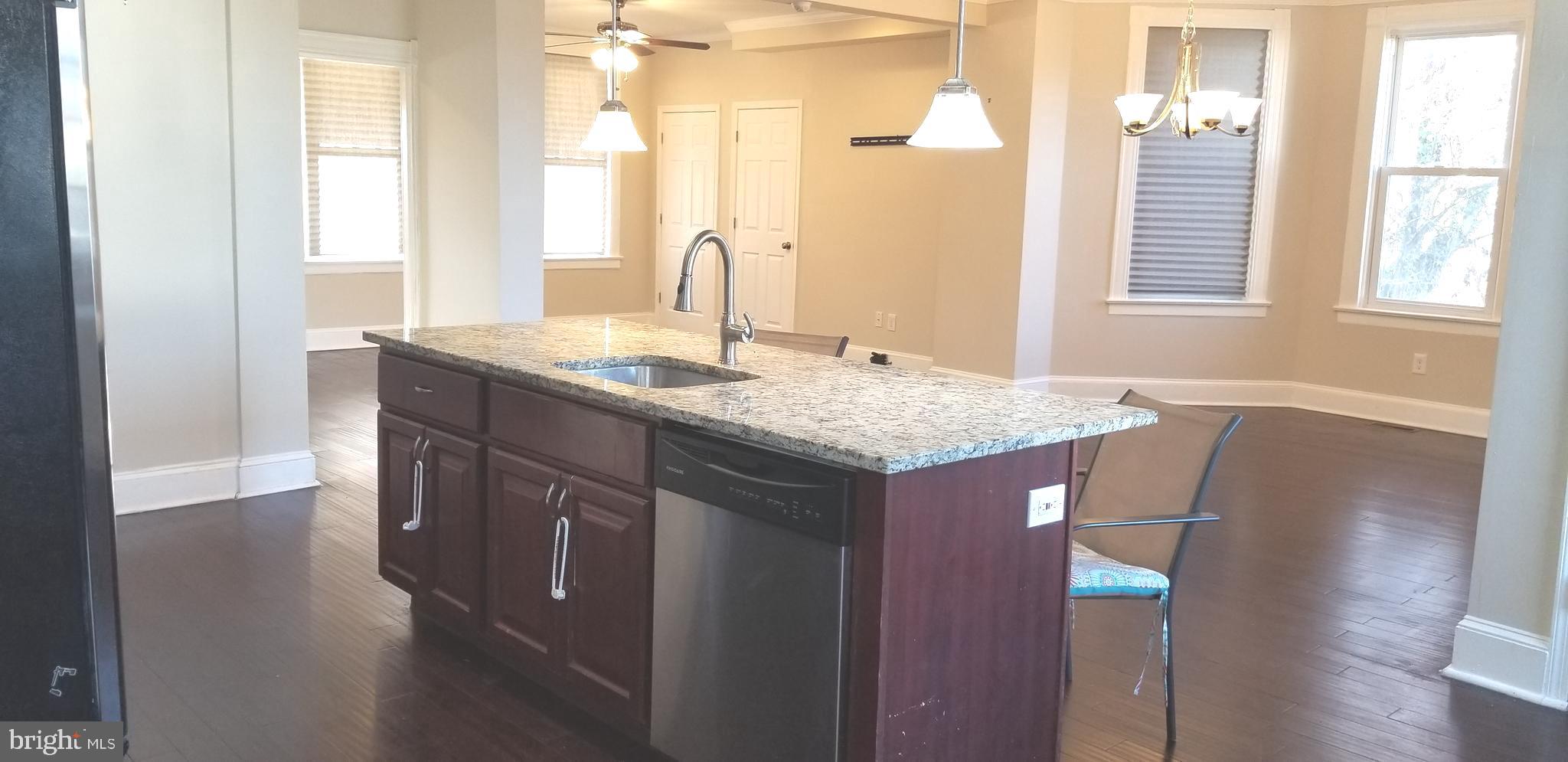 HAMILTON HILLS - Residential