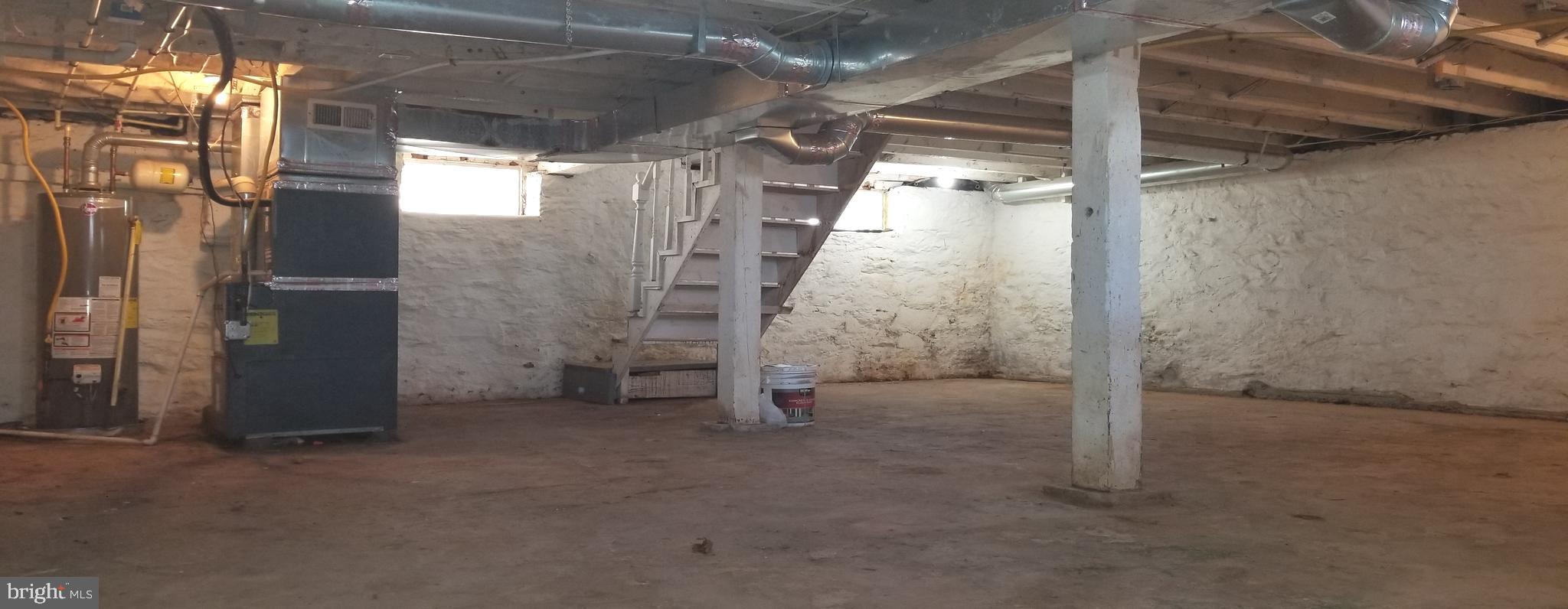 HAMILTON HILLS - Residential