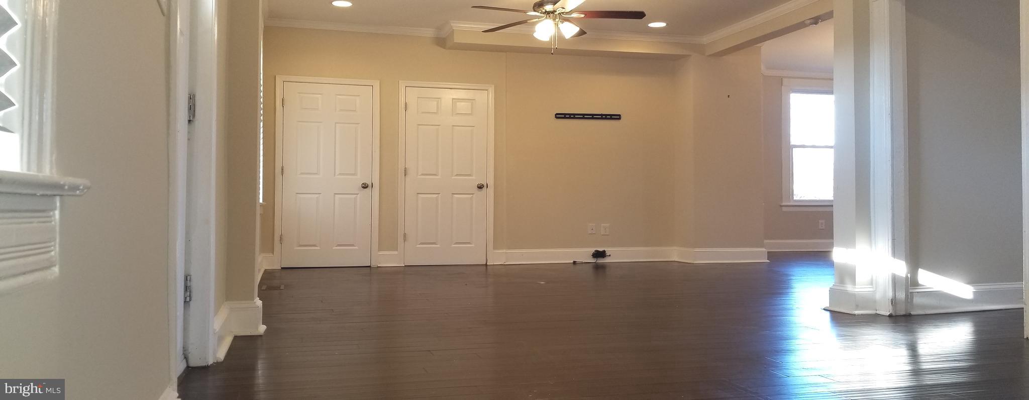 HAMILTON HILLS - Residential