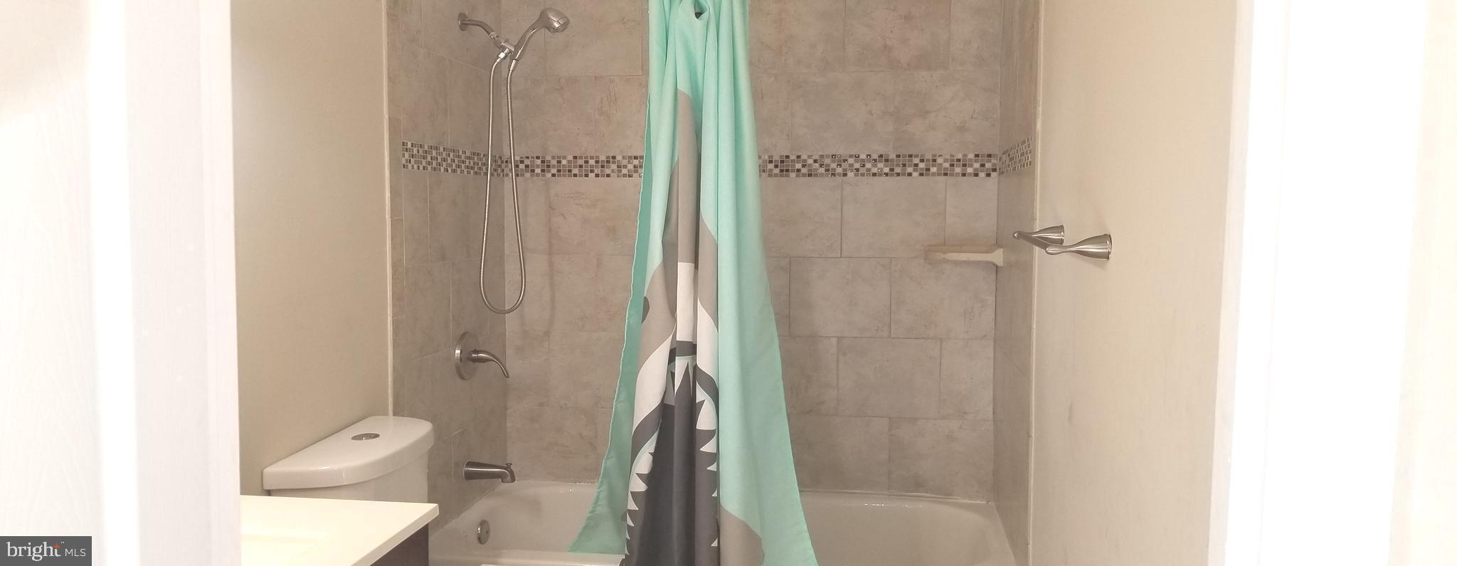 HAMILTON HILLS - Residential