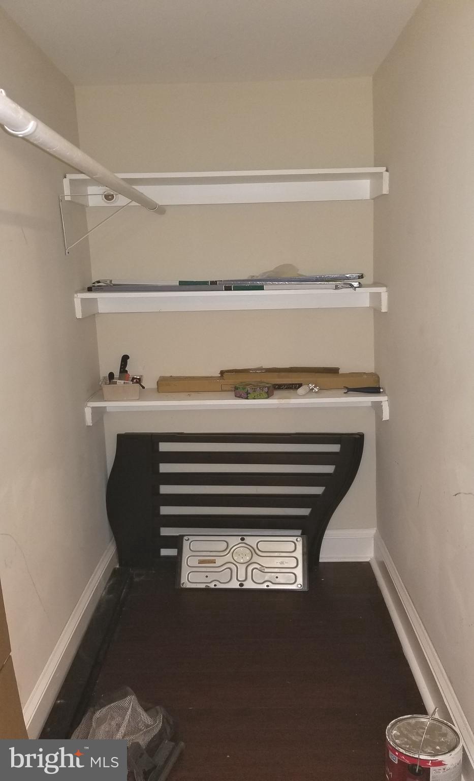 HAMILTON HILLS - Residential