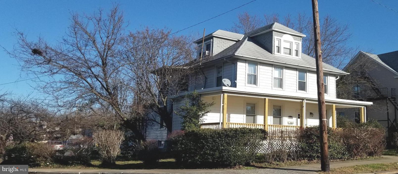 HAMILTON HILLS - Residential