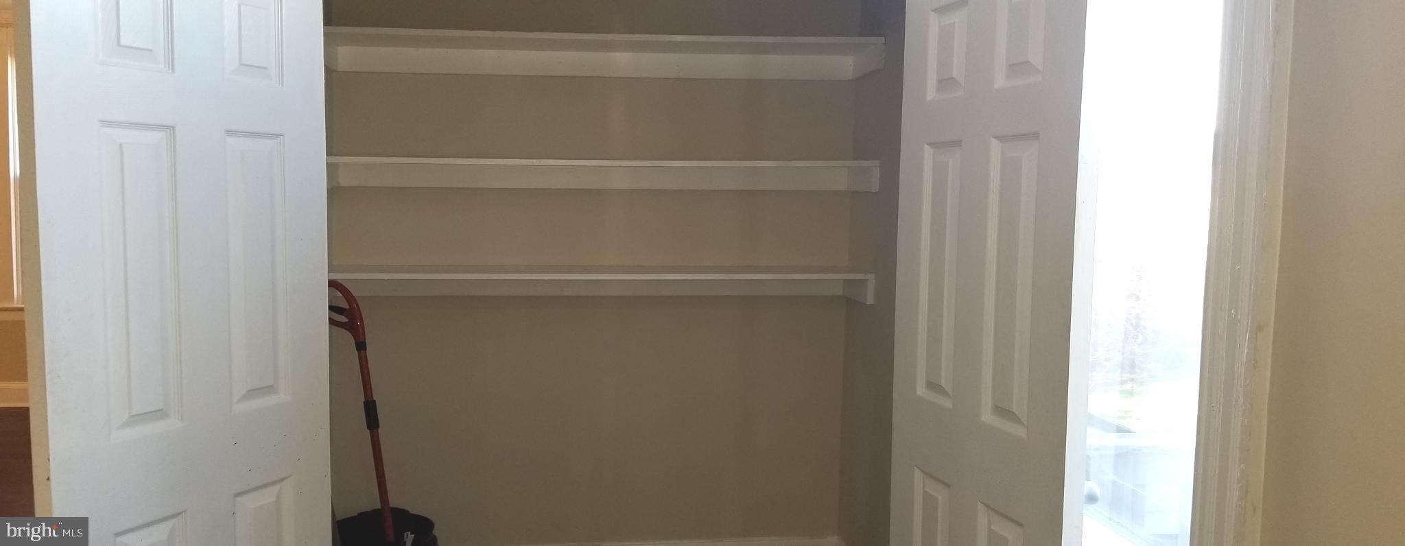 HAMILTON HILLS - Residential