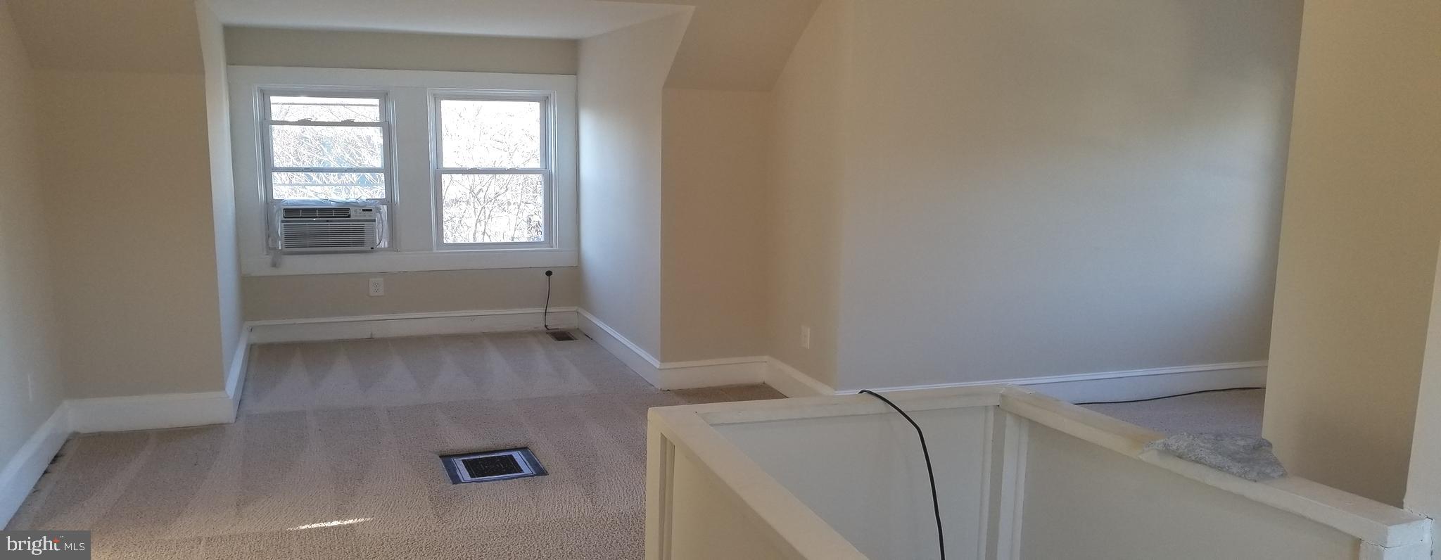 HAMILTON HILLS - Residential