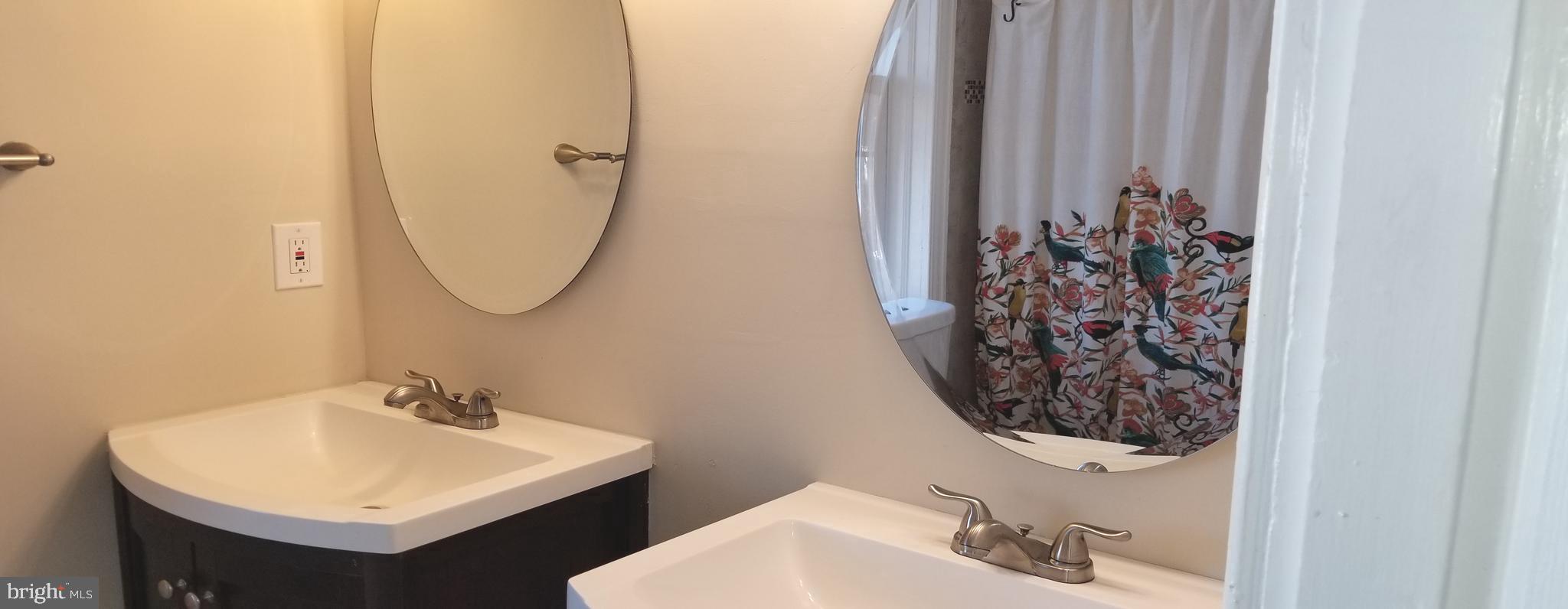 HAMILTON HILLS - Residential