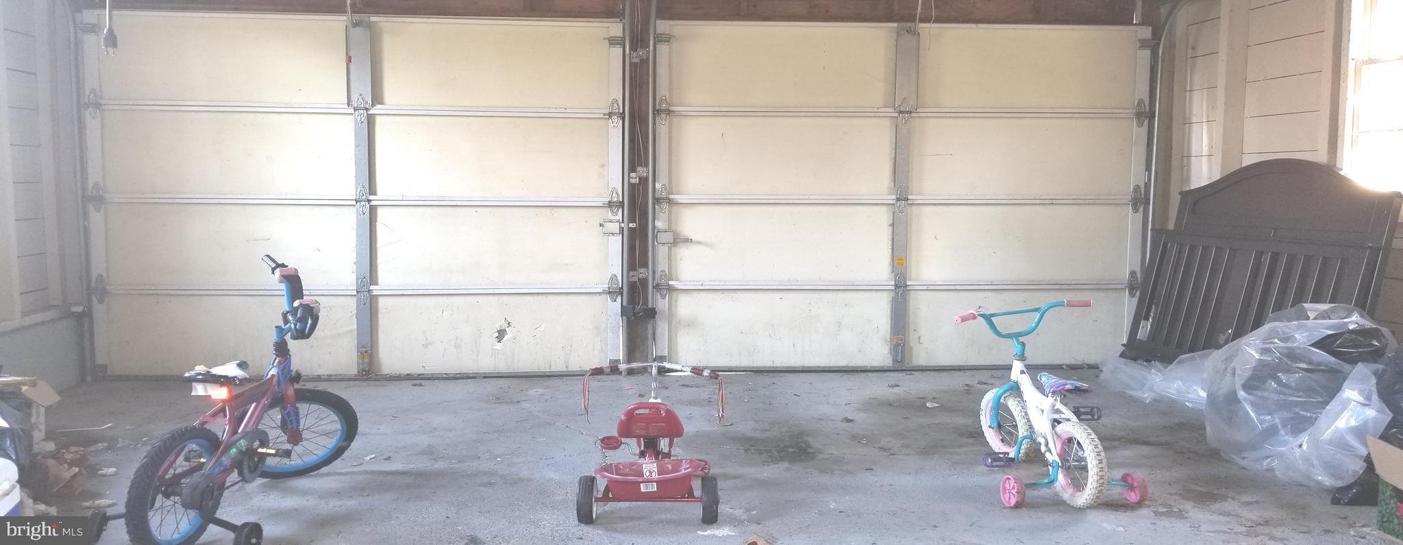 HAMILTON HILLS - Residential