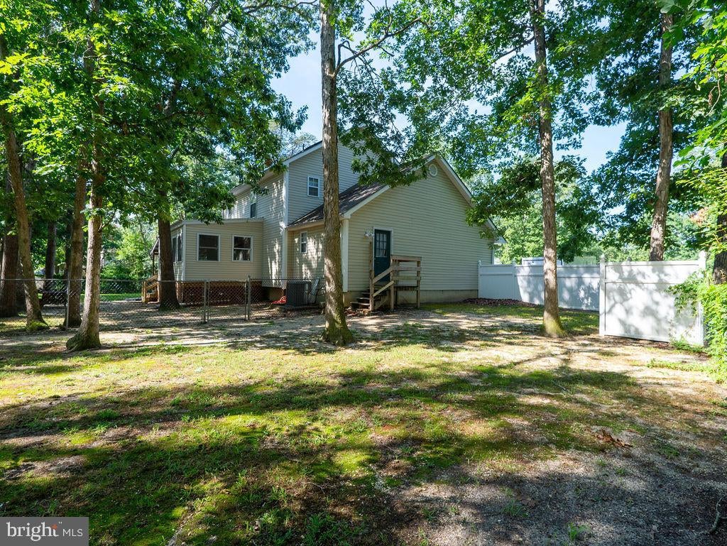 1211 JOANN DRIVE