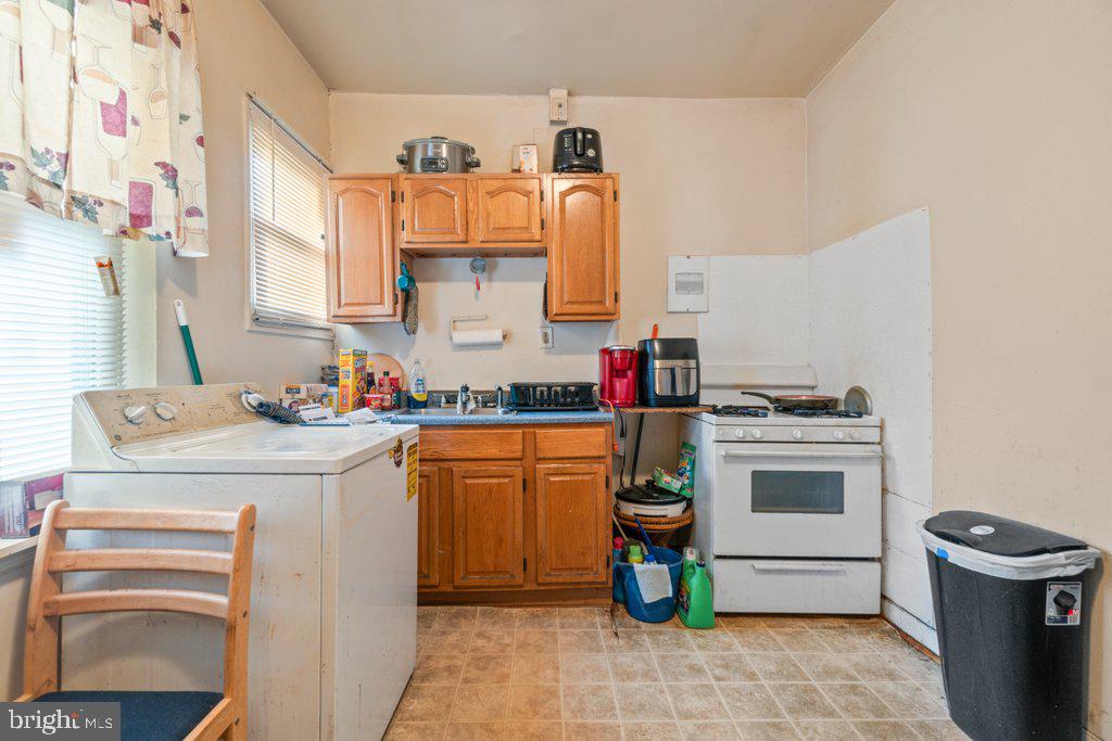 PARK HEIGHTS - Commercial Sale