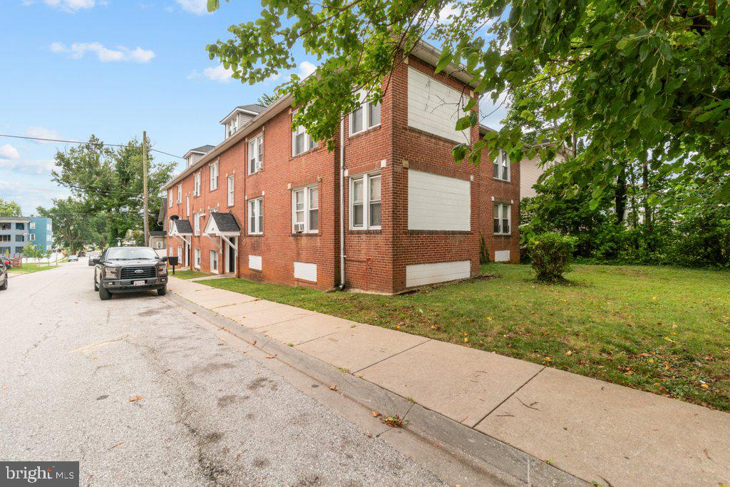 PARK HEIGHTS - Commercial Sale