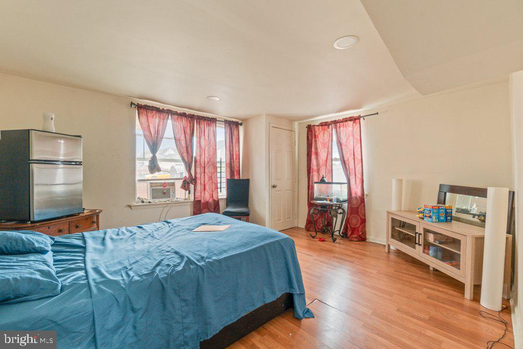 PARK HEIGHTS - Commercial Sale