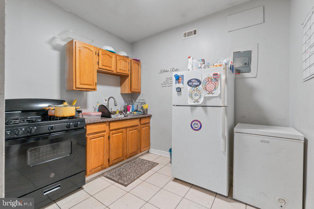 PARK HEIGHTS - Commercial Sale