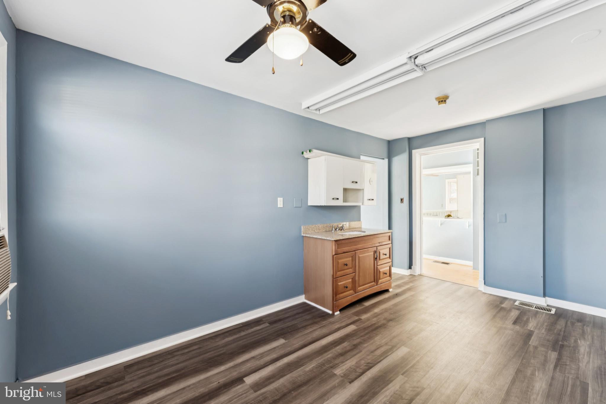 LIVINGSTON PARK - Residential