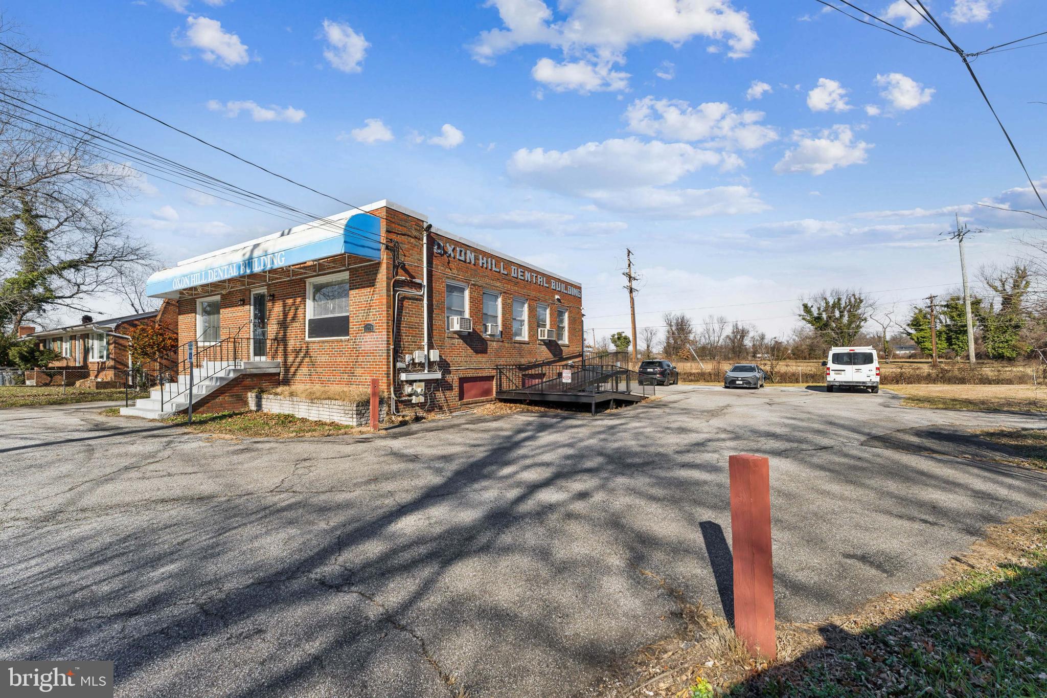 LIVINGSTON PARK - Residential