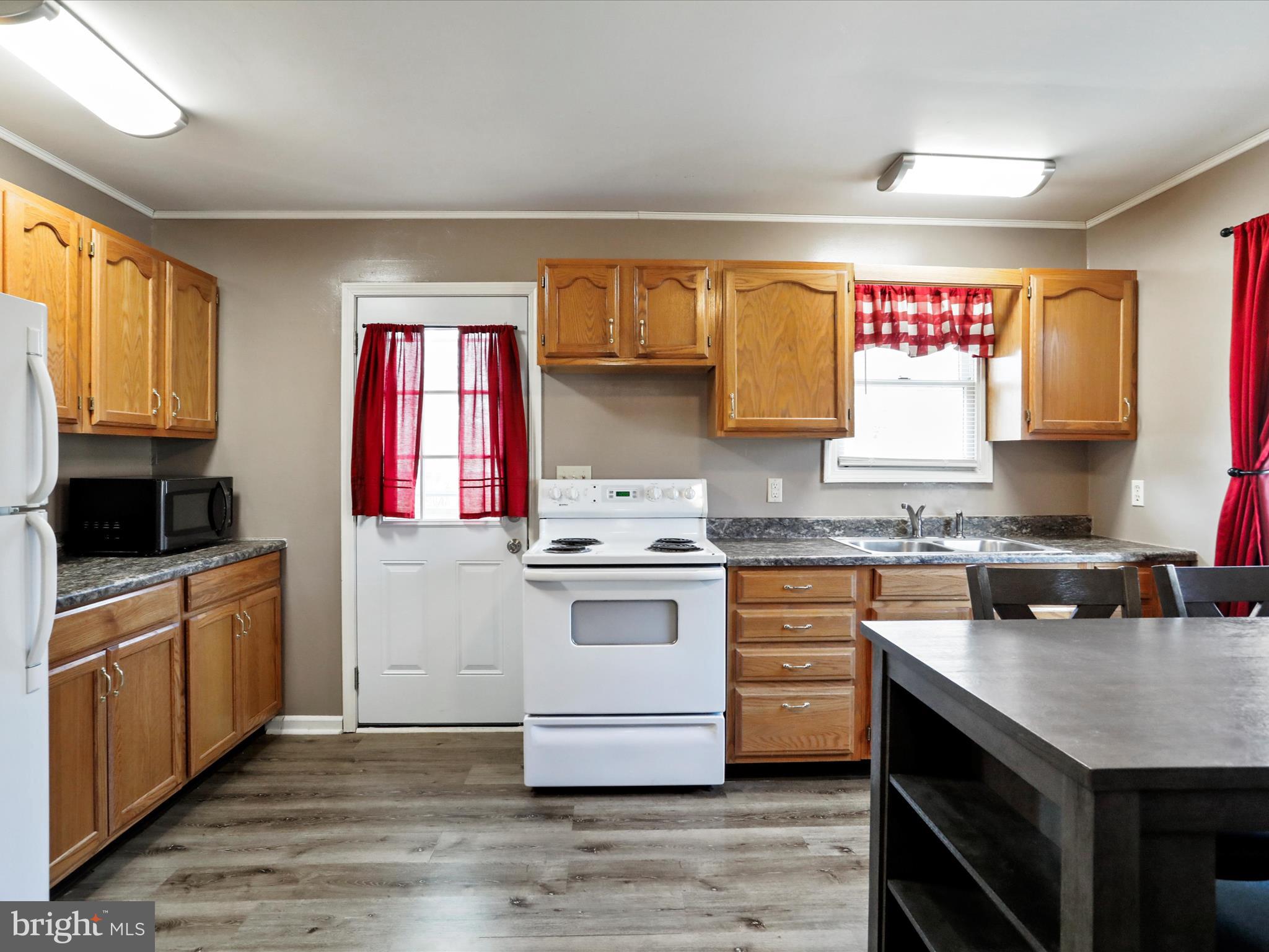 NEW CREEK DISTRICT - Residential