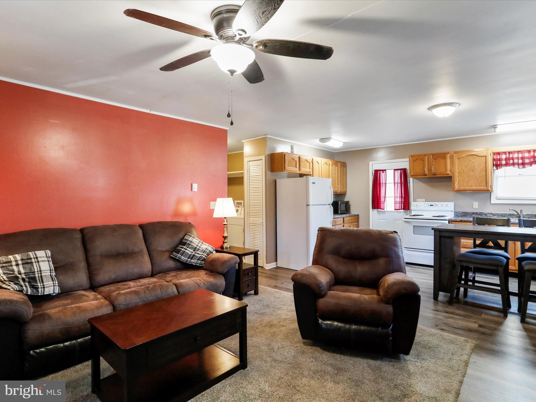 NEW CREEK DISTRICT - Residential