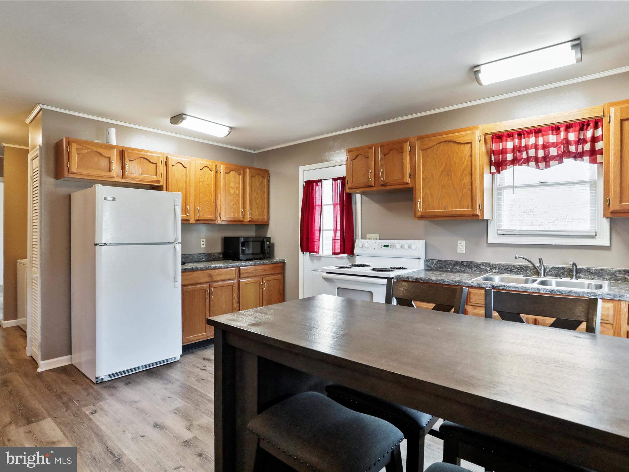 NEW CREEK DISTRICT - Residential