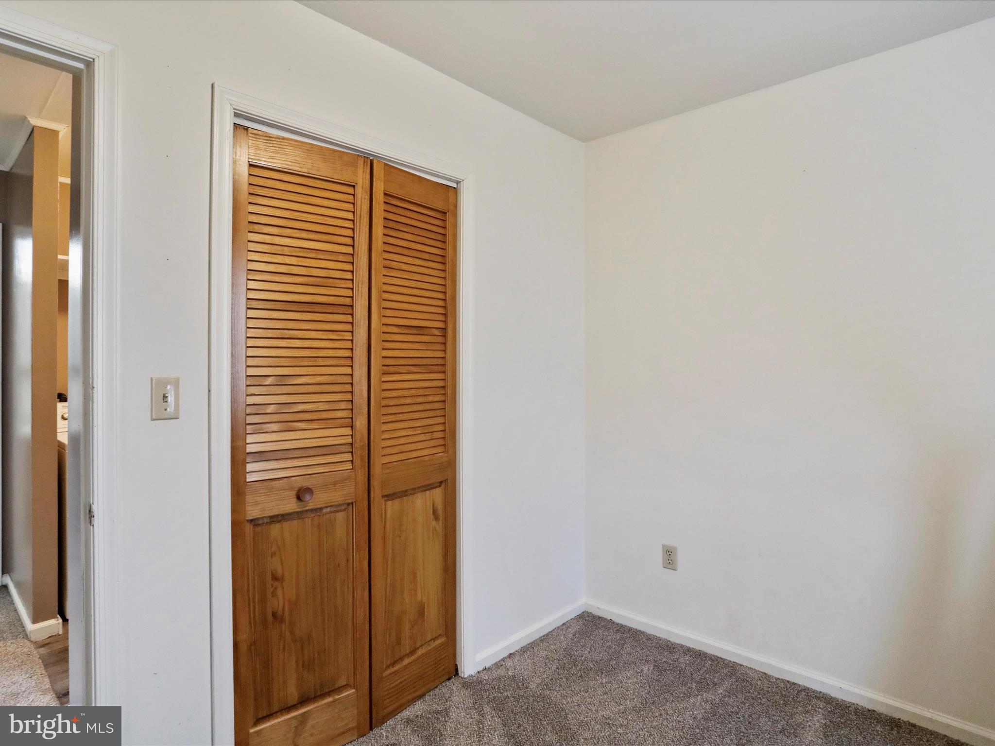 NEW CREEK DISTRICT - Residential