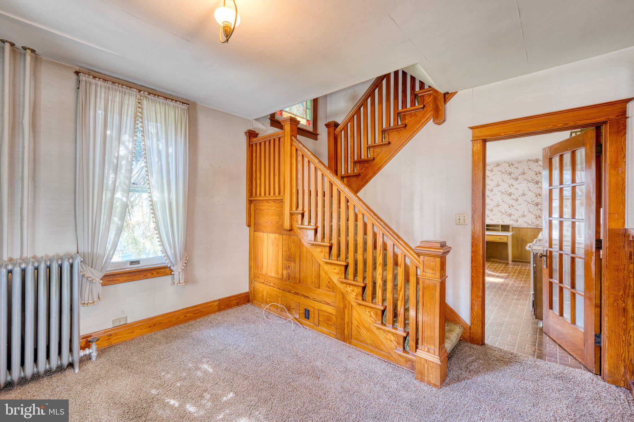 111 N LANCASTER AVENUE
