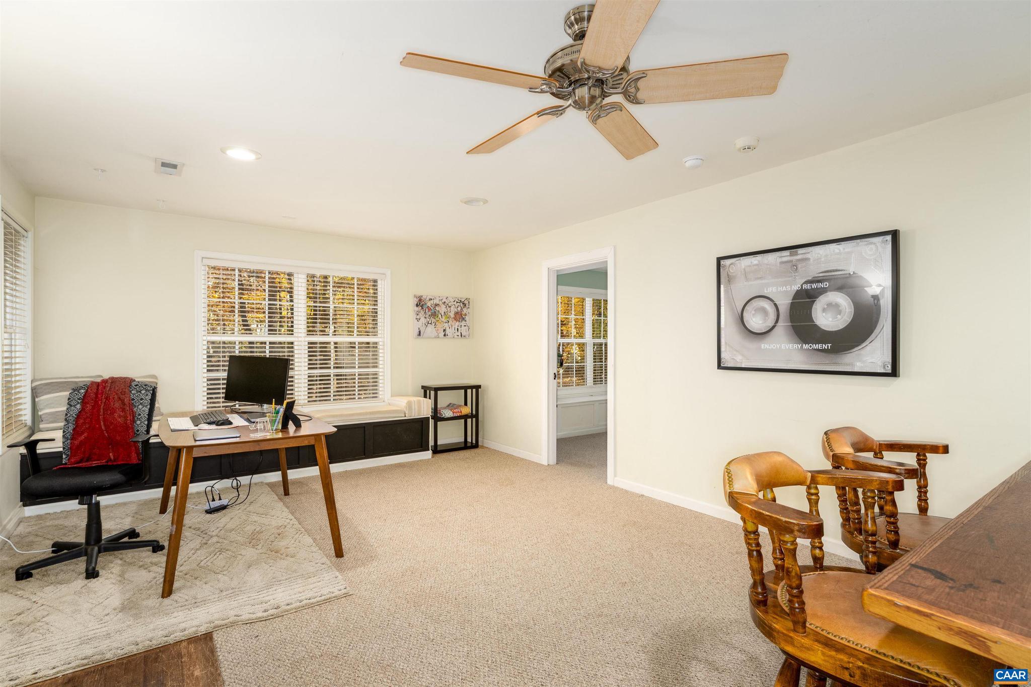 LAKE MONTICELLO - Residential