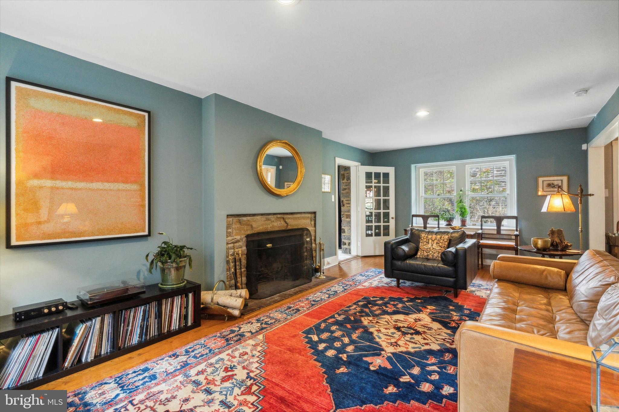 EAST FALLS - Residential