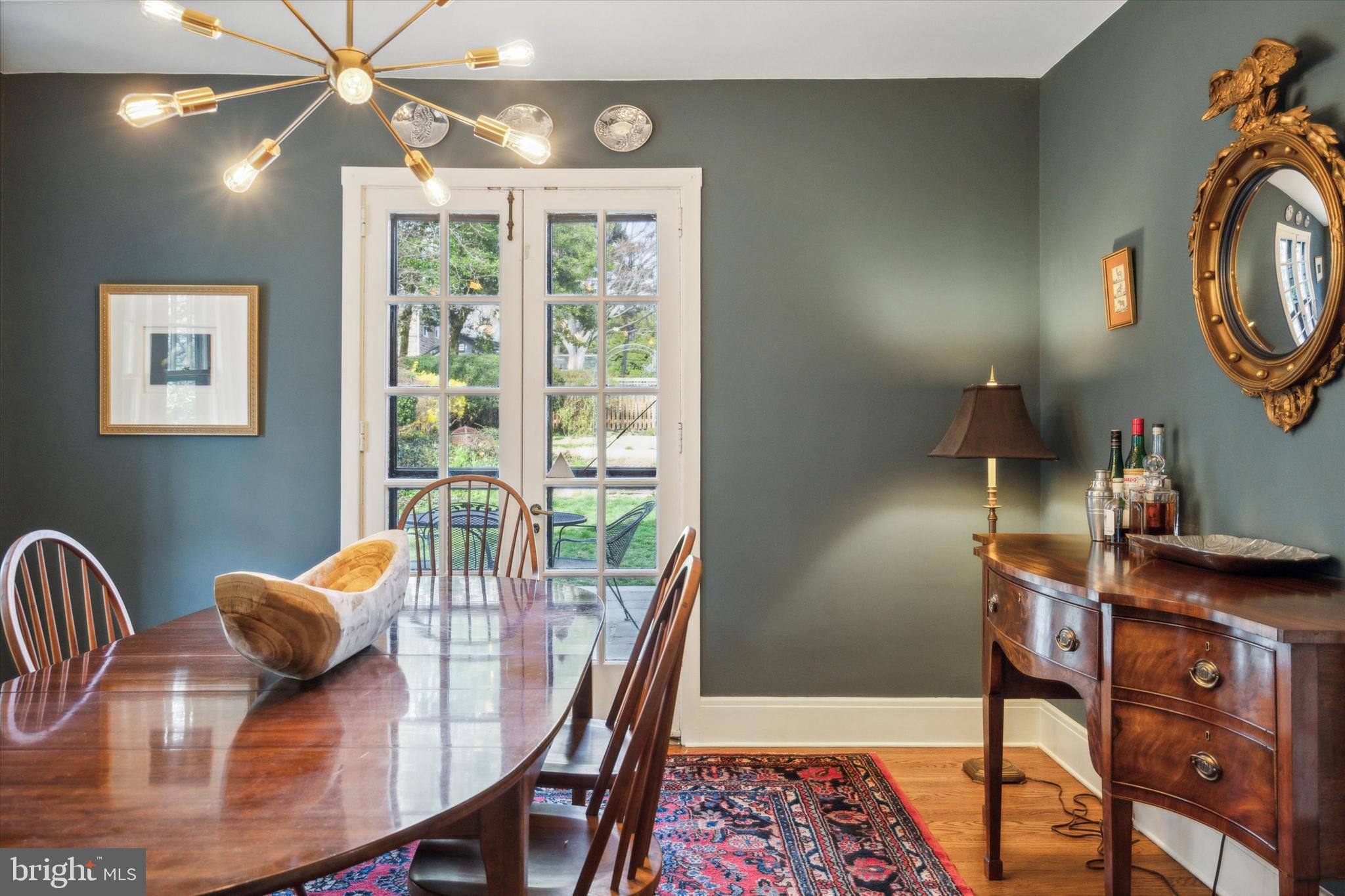 EAST FALLS - Residential