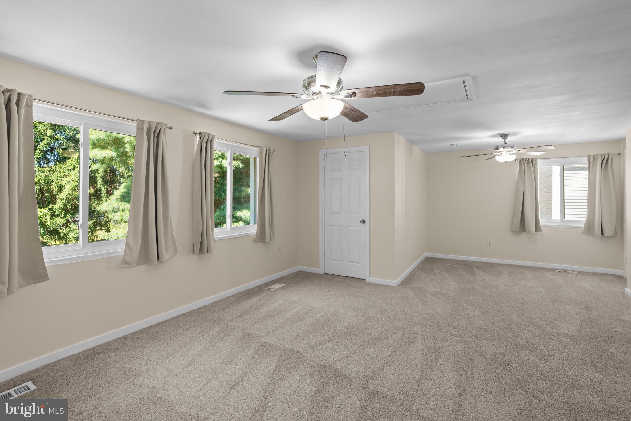 VILLAGE OF WILDE LAKE - Residential